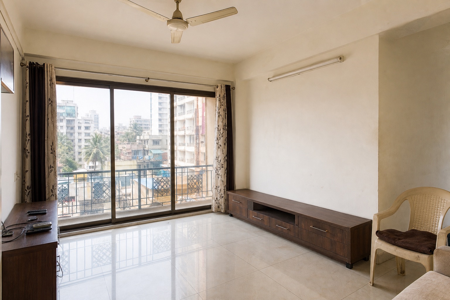 2 BHK on Yari Road, Versova, Andheri West
