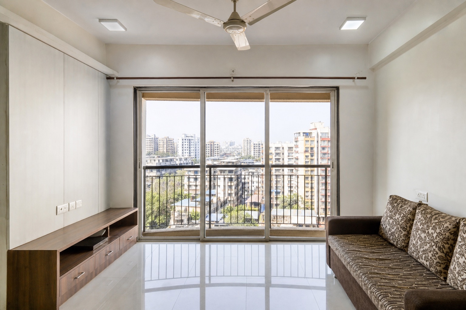 2 BHK in Lokhandwala Infinity, Kandivali West